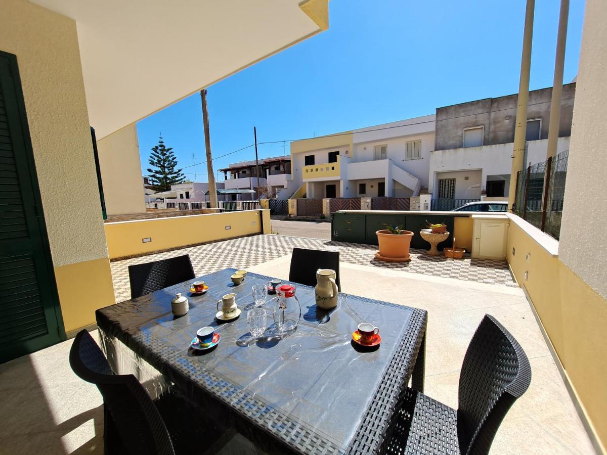 Casa Vittorio A 100M Dalla Sabbia Lido Marini Exterior foto